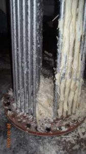 Kalkablagerungen auf Rohrbündel im Boiler