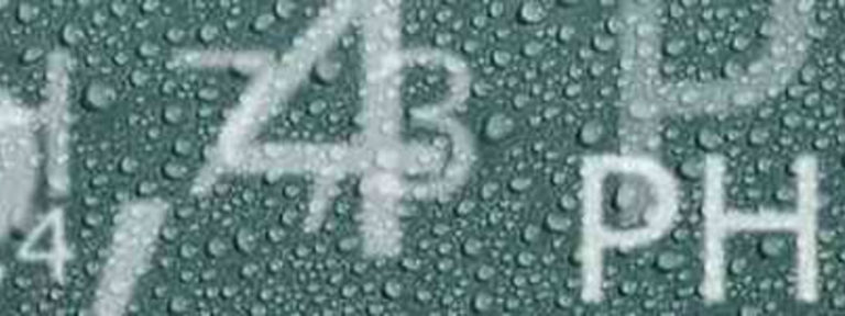 Die Löslichkeit im Wasser wird von Merus Ringen erhöht